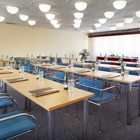 Hotel Cernigov 3*