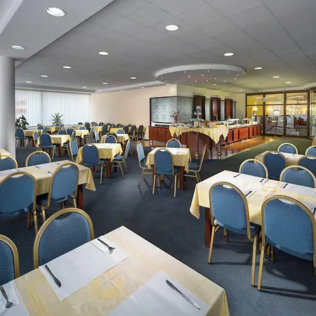 Cernigov Hotel Hradec Králové
