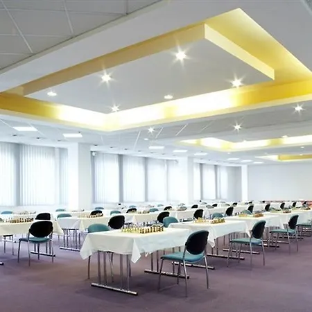 Cernigov Hotel 3*