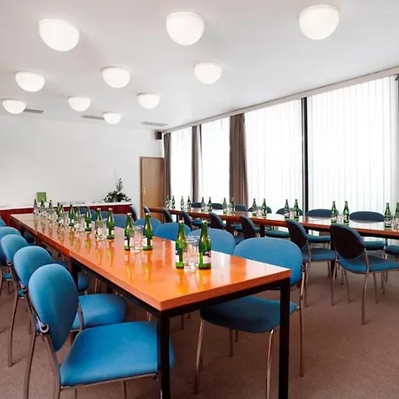 Hotel Cernigov 3*