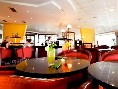 Cernigov Hotel